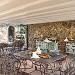 La Pieve Di San Giovanni Luxury Retreat & Villa Lustignano