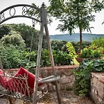 La Pieve Di San Giovanni Luxury Retreat & Lustignano